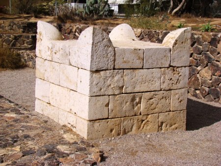 Altar at Beersheba_DSC04589. Photo Leon Mauldin.