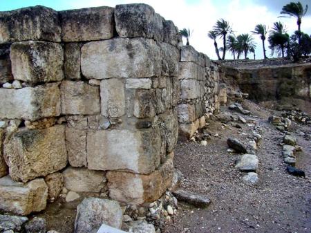 Solomonic gate at Megiddo_DSC09651. Leon Mauldin.