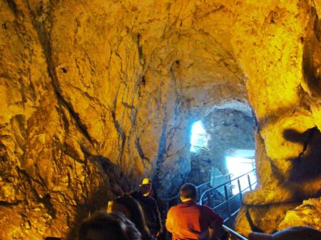 Megiddo Exit Shaft DSC09691_LM