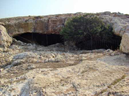 Natural Caves at Yodfat. Photo by Leon Mauldin.