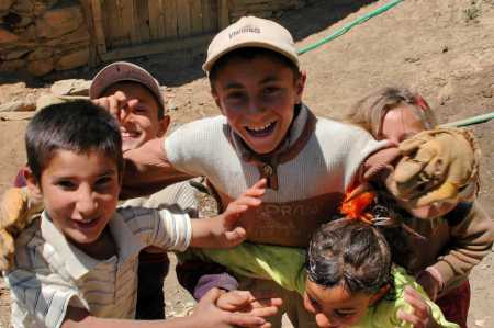 Turkish children posing for picture. Photo by Leon Mauldin.