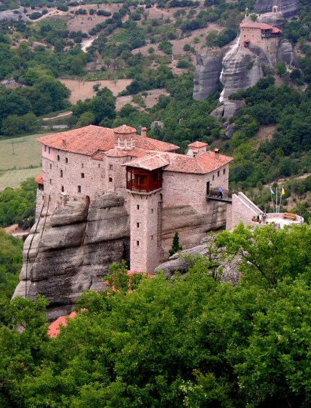 Monastery of Rousanou at Meteora, Greece. Photo by Dennis Jarvis.
