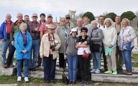 Group photo at Pergamum. Photo by Orhan.